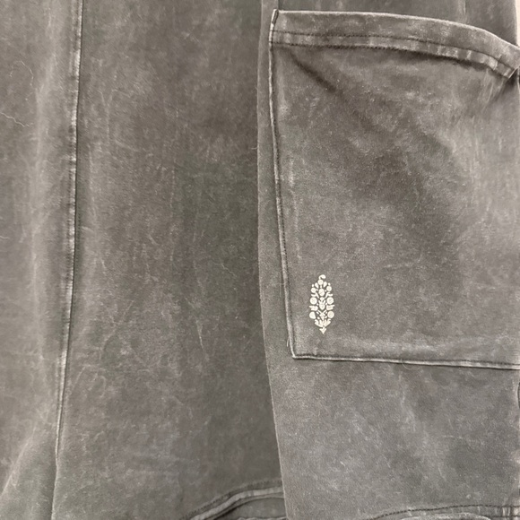 Free People Movement Hot Shot Tee Romper (Reversible) Washed Black Size Large - Picture 3 of 4